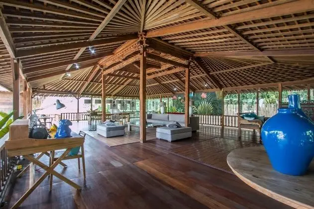Superior Villa