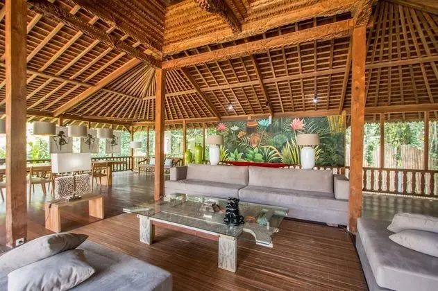 Superior Villa
