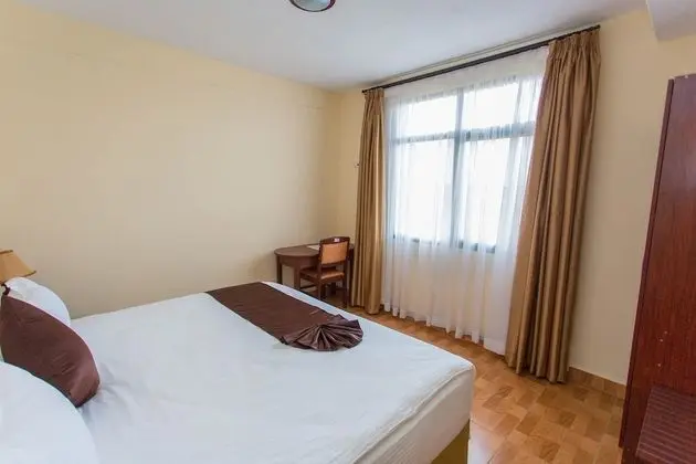 Standard Tek Büyük Yataklı Oda