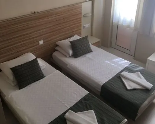 Standard Tek Büyük veya İki Ayrı Yataklı Oda