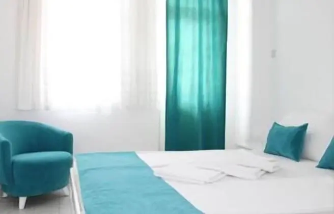 Standard Tek Büyük veya İki Ayrı Yataklı Oda