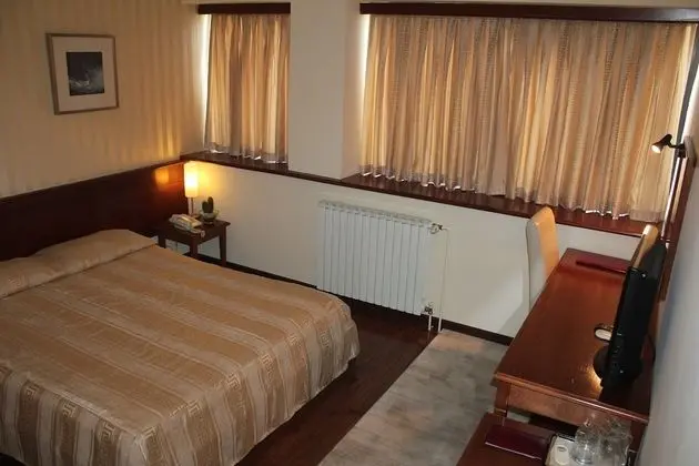 Standard Büyük Yataklı Tek Kişilik Oda, Şehir Manzaralı