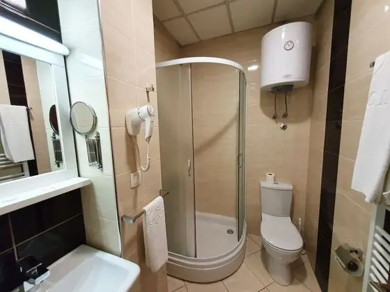 Standard Büyük Yataklı Tek Kişilik Oda, Şehir Manzaralı