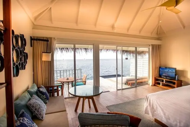 Villa, Deniz Üstü (Sunrise)