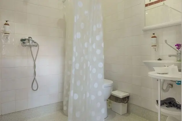 Stüdyo, Küçük Mutfak (ACCESSIBLE RED)