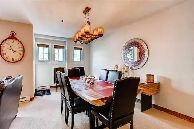 Apart Daire, Birden Çok Yatak (Centennial 1 Bedroom  Condo Unit No. )