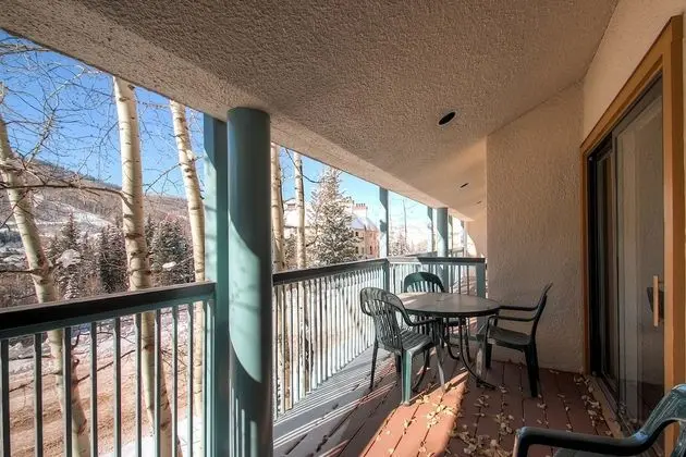Daire, Birden Çok Yatak (Centennial 2 Bedroom Condo unit no. 7)