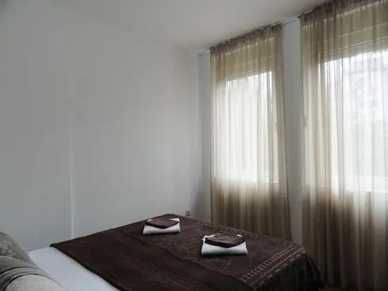 Comfort Apart Daire, Avlu Manzaralı