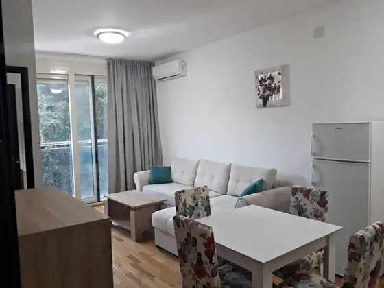 Comfort Apart Daire, Avlu Manzaralı