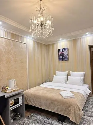 Elite Dört Kişilik Oda, Avlu Manzaralı