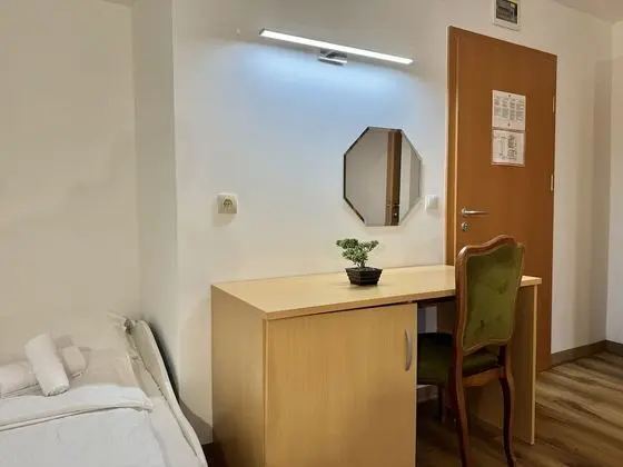 Tek Büyük Yataklı Oda