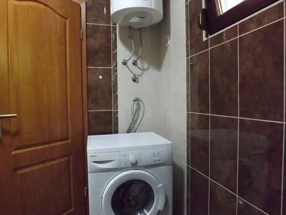 Family Kulübe, Avlu Manzaralı
