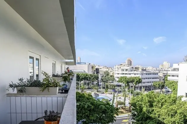 City Tek Büyük veya İki Ayrı Yataklı Oda, Balkon, Şehir Manzaralı