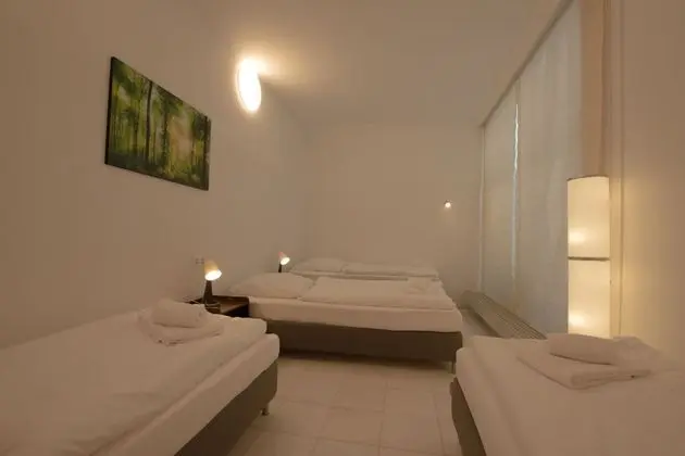 City Apart Daire, 4 Yatak Odası, Bahçe Manzaralı, Köşe (incl. cleaning fee €59)