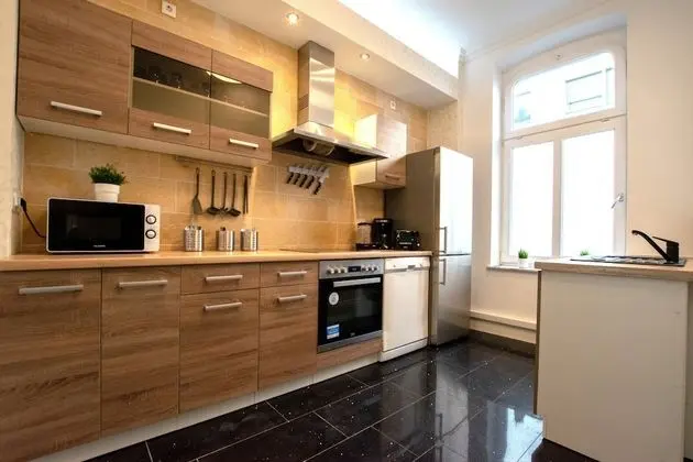 City Apart Daire, 4 Yatak Odası, Bahçe Manzaralı, Köşe (incl. cleaning fee €59)