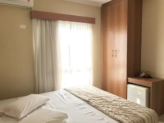 Standard Tek Büyük veya İki Ayrı Yataklı Oda