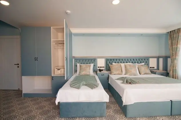 Suite Room with Balcony and Private Hammam