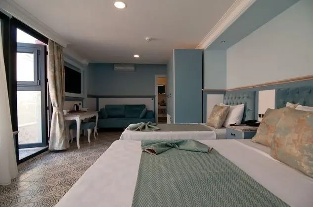 Suite Room with Balcony and Private Hammam