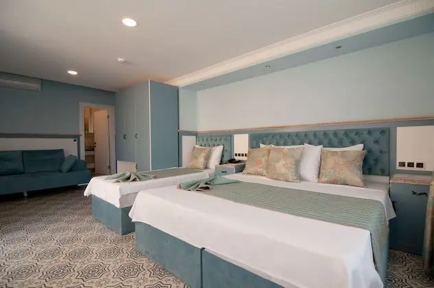 Suite Room with Balcony and Private Hammam
