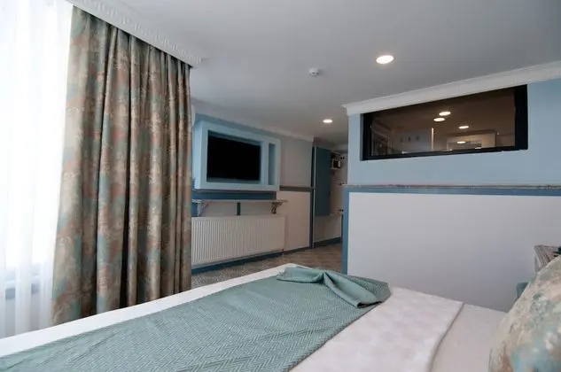 Suite Room with Balcony and Private Hammam