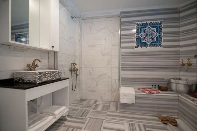 Suite Room with Balcony and Private Hammam