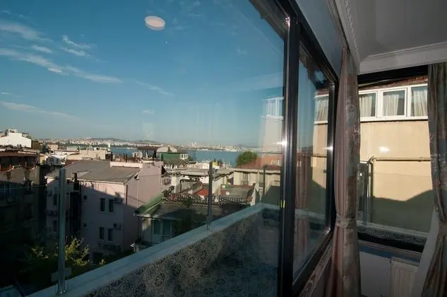 Suite Room with Balcony and Private Hammam