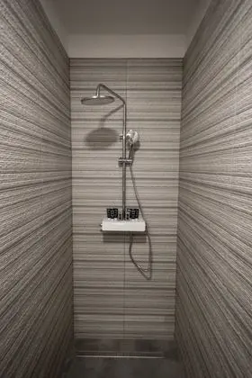 Deluxe Tek Büyük Yataklı Oda, Özel Banyo (Room 2)