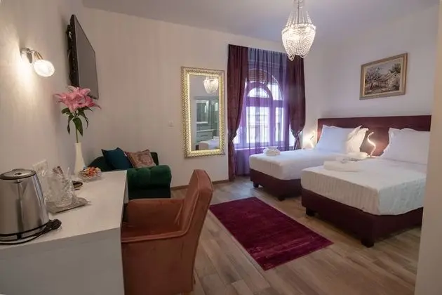 Deluxe Üç Kişilik Oda, Özel Banyo (Room 1)