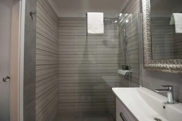 Deluxe Üç Kişilik Oda, Özel Banyo (Room 1)