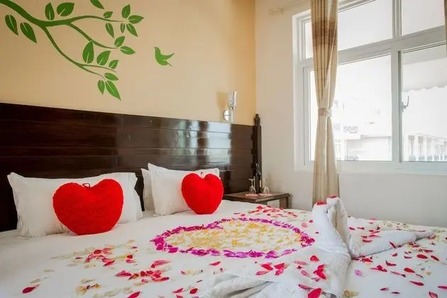 Deluxe Süit, 1 En Büyük (King) Boy Yatak, Sigara İçilmez, Bahçe Manzaralı