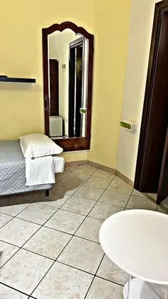 Basic Üç Kişilik Oda, Banyolu/Duşlu (3° piano no ascensore)