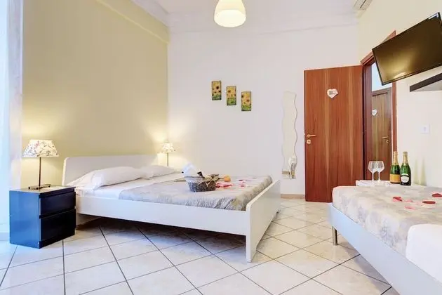 Basic Üç Kişilik Oda, Banyolu/Duşlu (3° piano no ascensore)