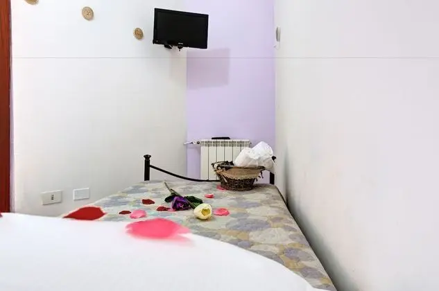 Tek Kişilik Oda (Shared Bathroom 3° piano no ascensore)