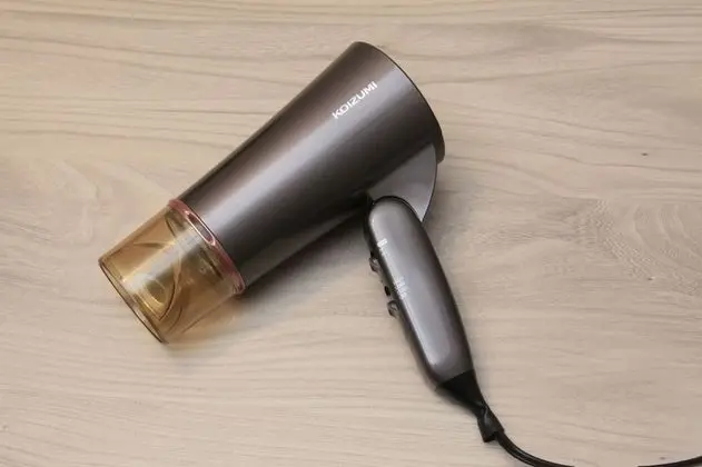 Tek Kişilik Oda, Sigara İçilmez