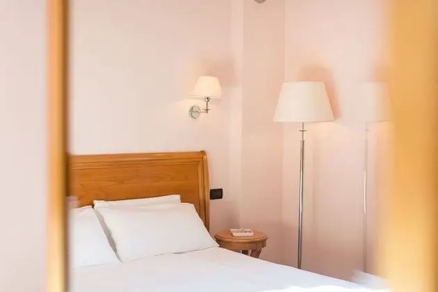 Tek Büyük veya İki Ayrı Yataklı Oda