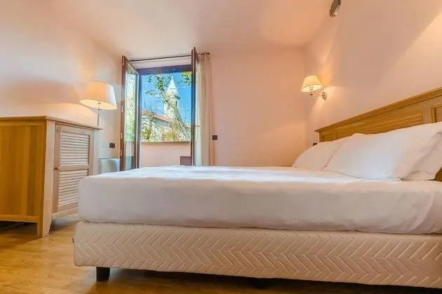 Tek Büyük veya İki Ayrı Yataklı Oda