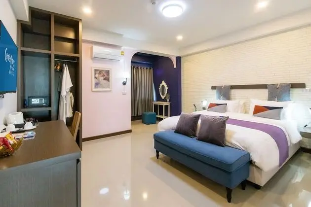 Mini Suite King