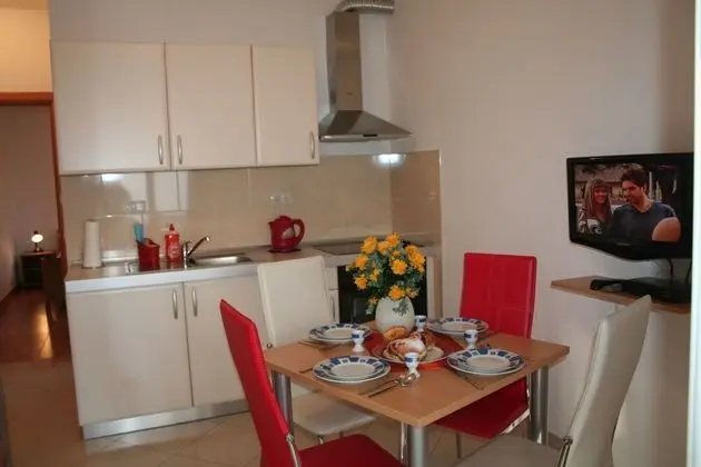 Apart Daire (Central - 40m from the beach - A2(4))