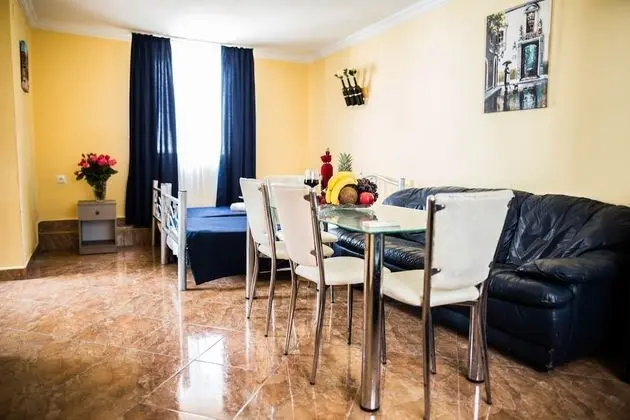 Comfort Apart Daire, 2 Yatak Odası, Bahçe Manzaralı (3)