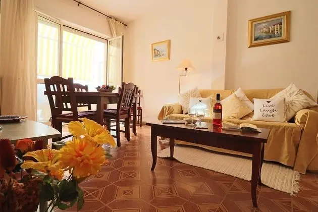 Ev, 2 Yatak Odası, Balkon