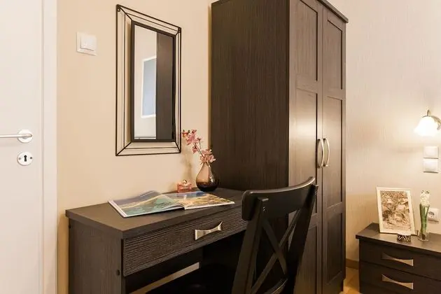 Tek Büyük Yataklı Oda, Ortak Banyo
