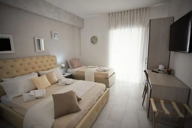 Deluxe Üç Kişilik Oda