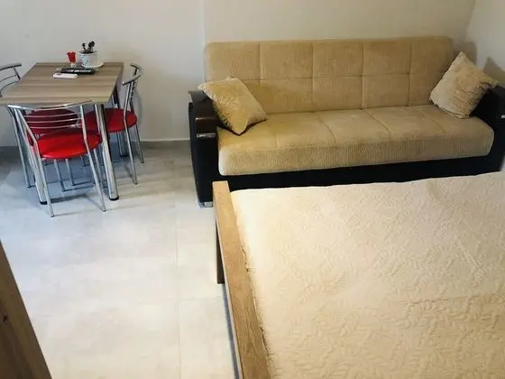 Basic Tek Büyük Yataklı Oda