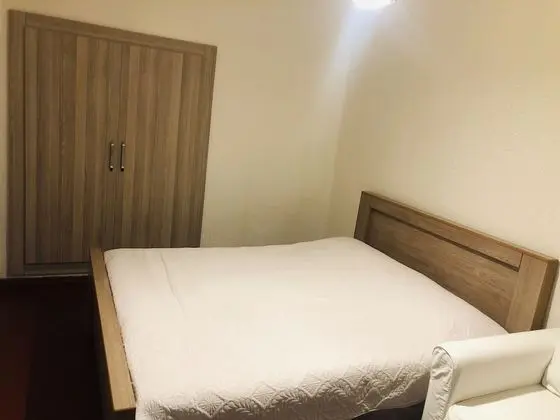 Basic Tek Büyük Yataklı Oda