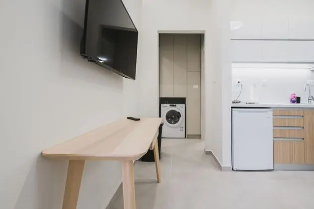 City Tek Büyük Yataklı Oda
