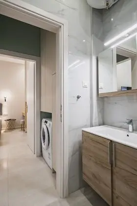 City Tek Büyük Yataklı Oda