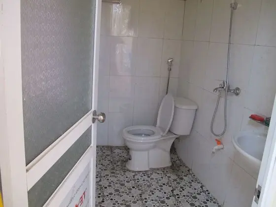 Ortak Ranzalı Oda, Sadece erkekler için