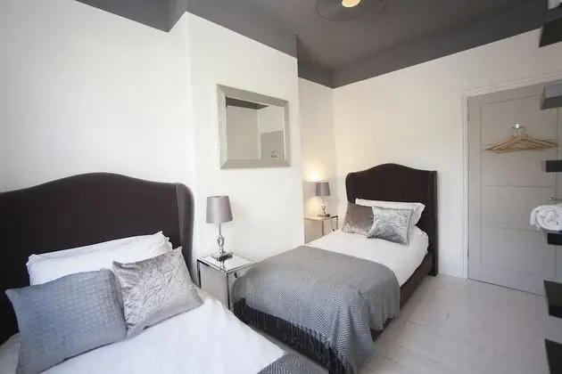 Ev, 4 Yatak Odası (Sleeps 11)
