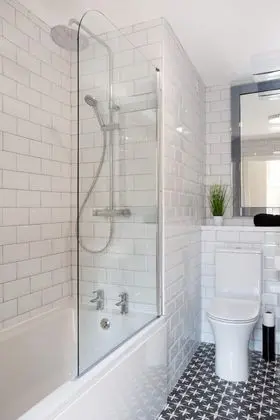 Superior Apart Daire, Banyolu/Duşlu