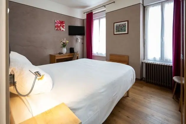 Standard Tek Büyük Yataklı Oda